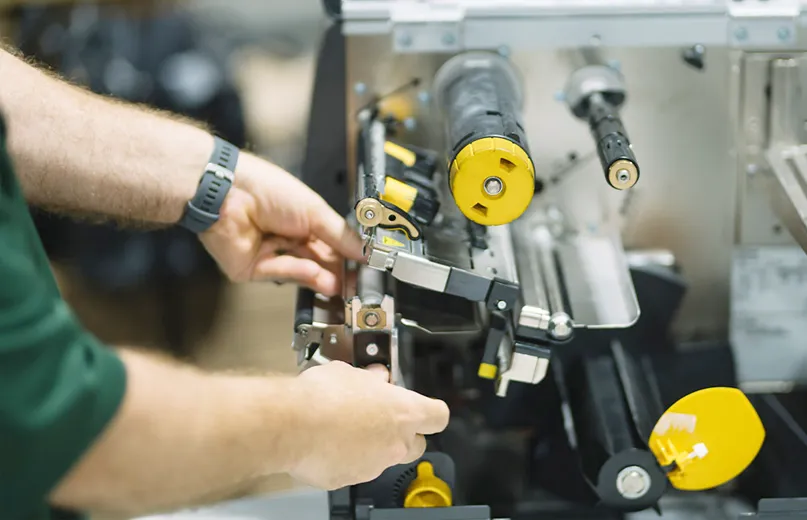 Címkenyomtató karbantartás – 7 tipp, hogy tovább bírja a nyomtatója