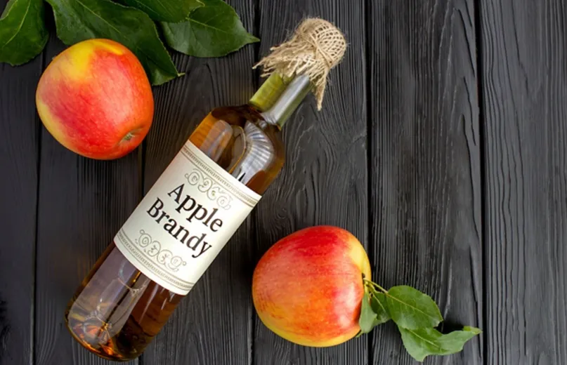 Pálinka címke nyomtatás lépésről lépésre – mitől lesz profi a palack megjelenése?