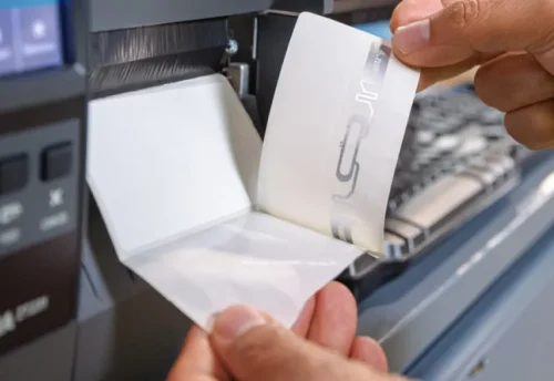 RFID címke nyomtatás: mire kell figyelni chip, antenna és alapanyag választásakor?
