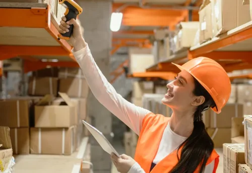 RFID vagy vonalkódos leltár címke? Előnyök és hátrányok összehasonlítása