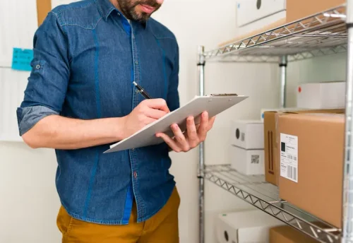 Tartós leltár címke megoldások: hogyan marad olvasható évekig a jelölés?