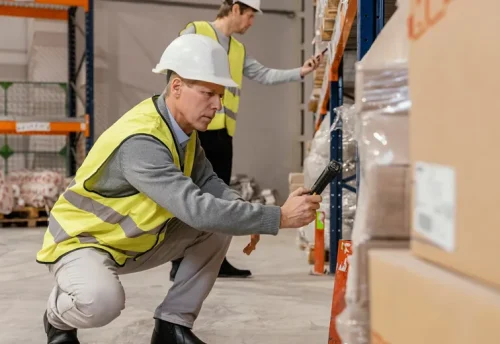 Intelligens címkék a beérkezéstől a kiszállításig – egy modern raktár folyamatai lépésről lépésre