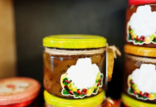 Matrica gyártás egyedi formában – miért fontos a stancolás minősége?