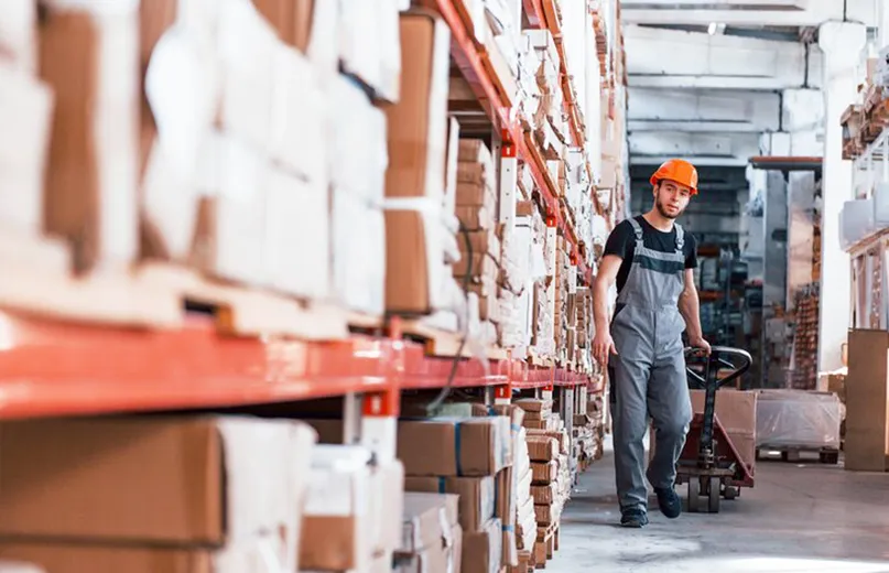 Raktári helykihasználás maximalizálása: 4 tipp a zsúfoltság ellen